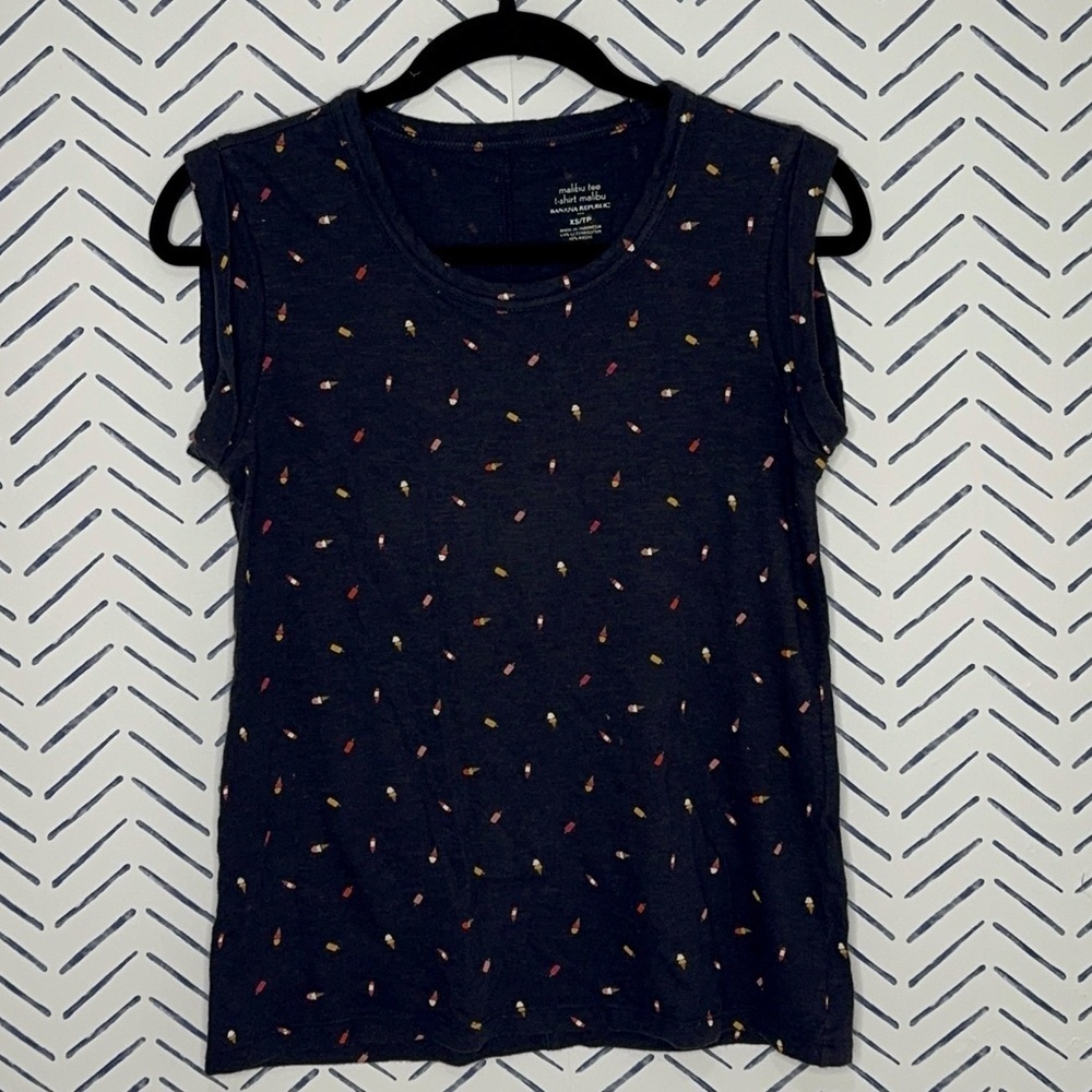 Banana Republic Malibu Slug Tee Popsicle Print size XS Loose Fit